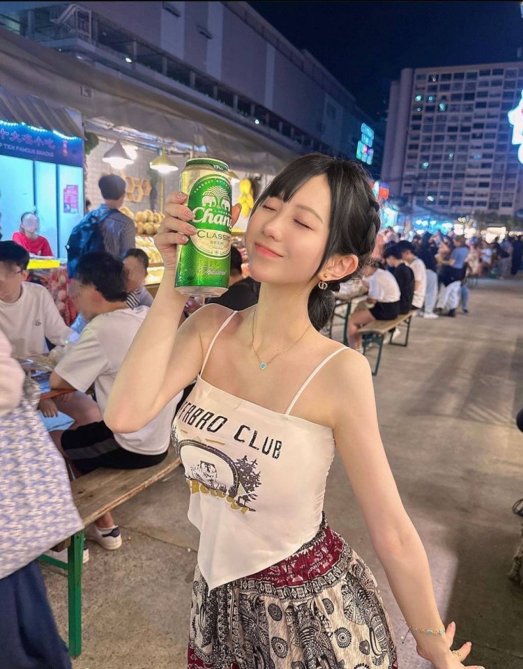 水蜜桃唇蜜嘟嘟唇是桃花吗,免费在线播放